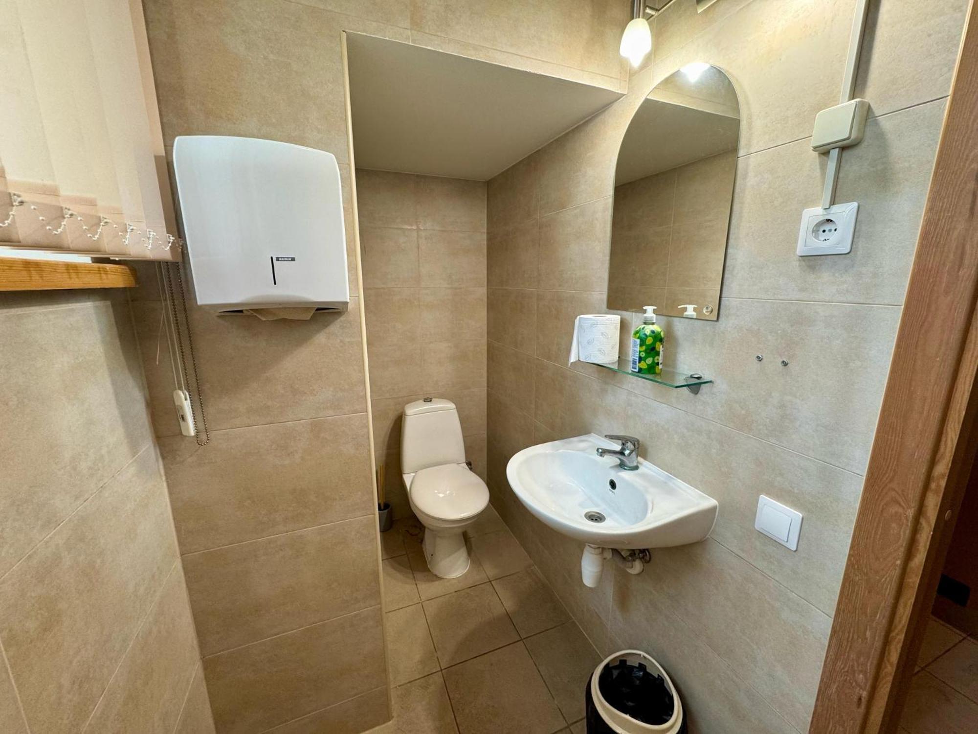 Sajutu Parka Hostelis Валмиера Экстерьер фото
