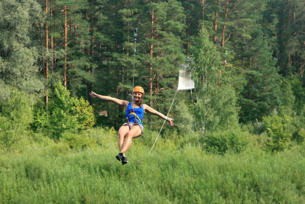 Sajutu Parka Hostelis Валмиера Экстерьер фото